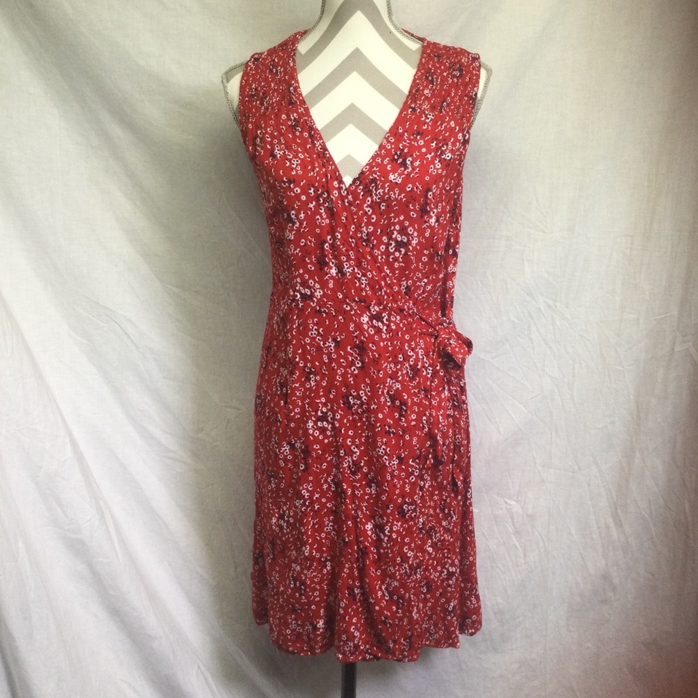 Universal Threads Womens Red White Black Floral Wrap Dress Sz L